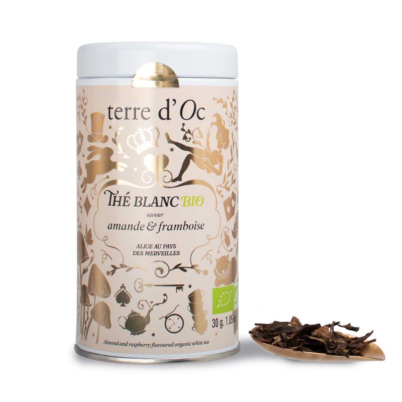 Organic white tea of Christmas