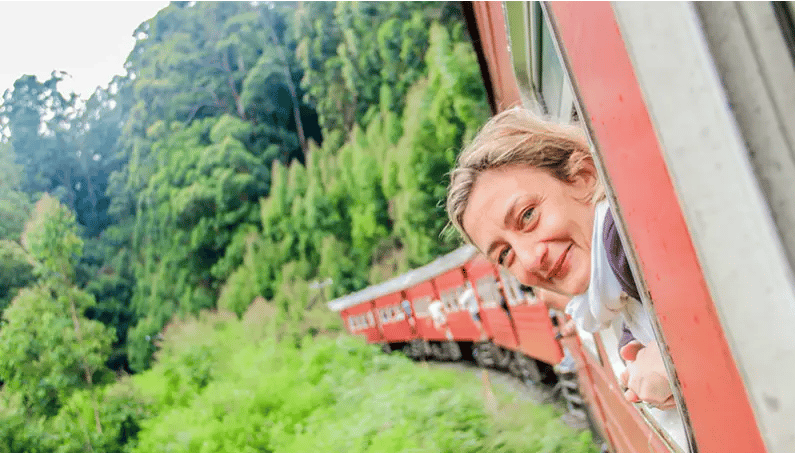 Carnet de voyage : les couleurs et les sourires des magnifiques femmes du Sri Lanka
